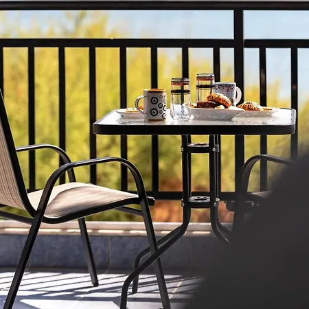 Harbour View Apartament *