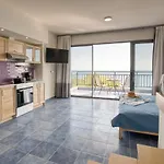 Harbour View *