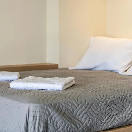 Harbour View 公寓 *